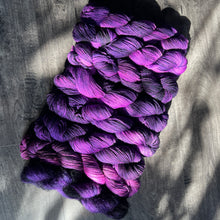 Load image into Gallery viewer, Peck's Purple